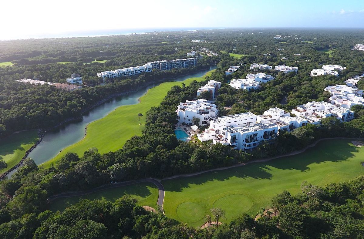 Macro lote condominal para inversion en venta en Residencial de lujo en Tulum
