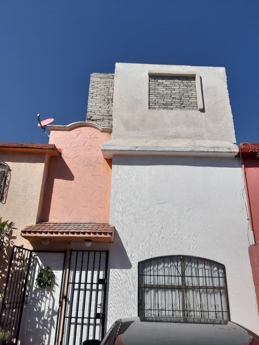 1 de 23: FACHADA