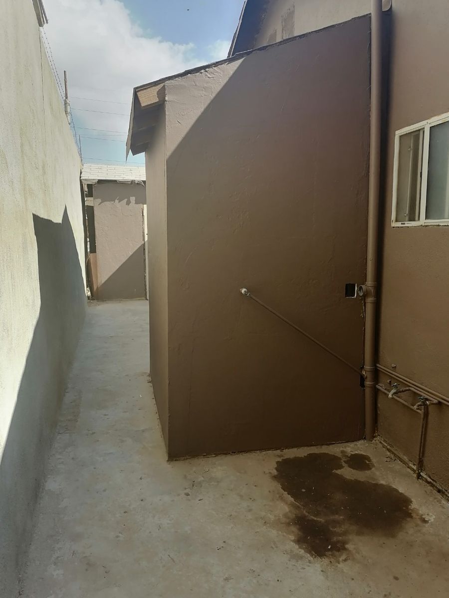 13 de 50: patio trasero