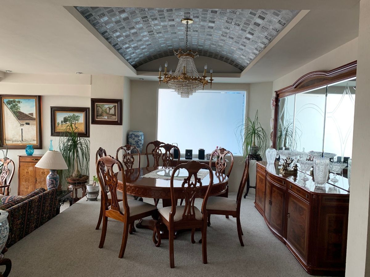 2 de 19: Estancia Comedor