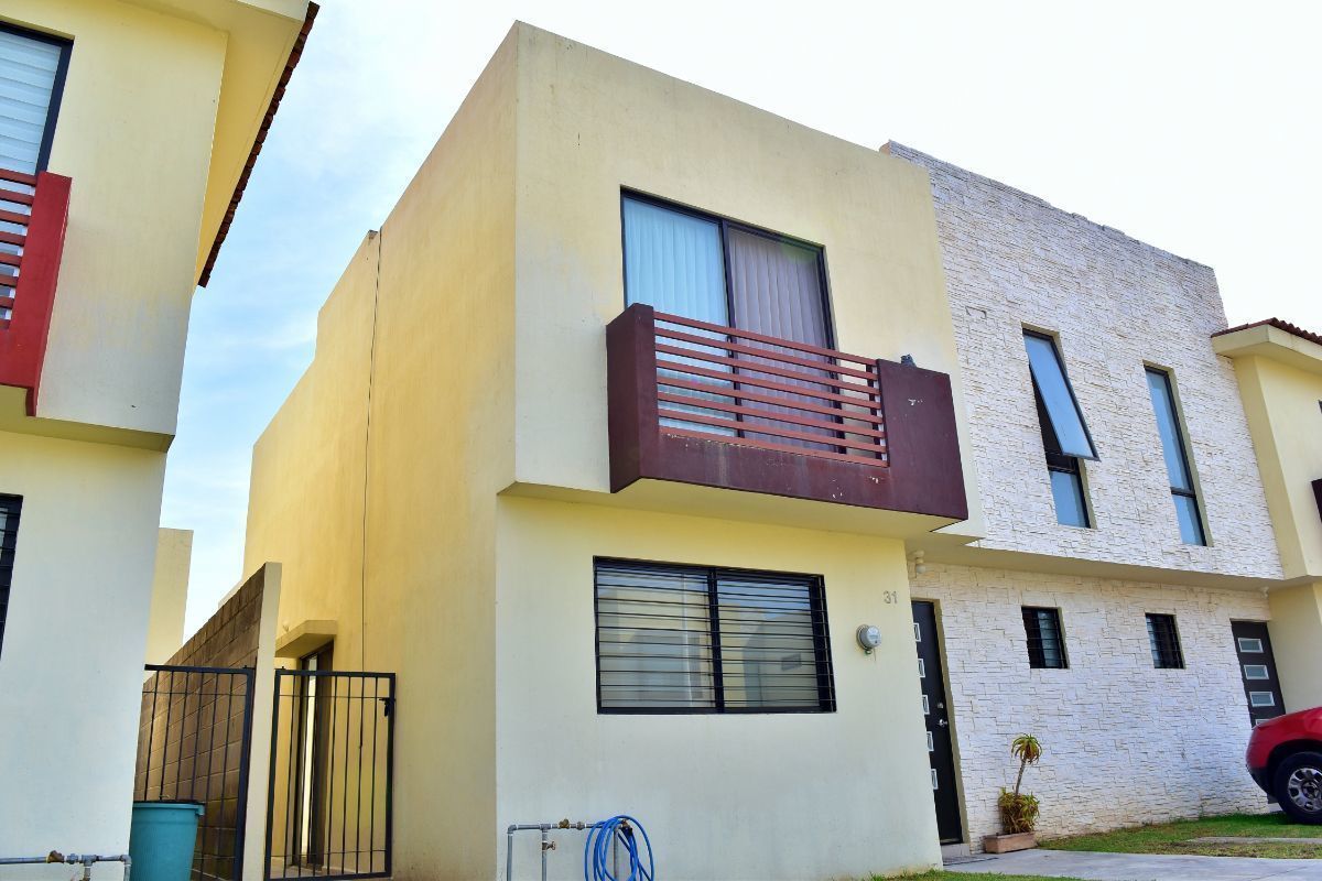 3 de 43: CASA MODELO VENTO