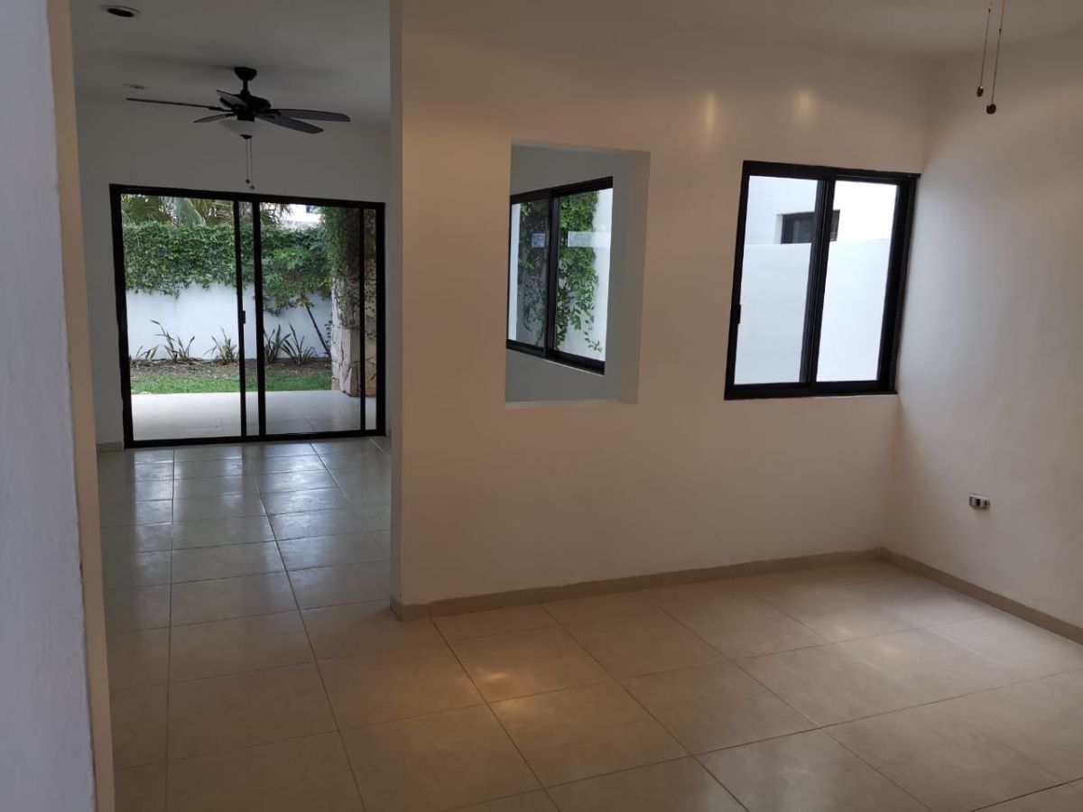 Casa en condominio en Cocoyoles, Mérida, foto 5 de 36