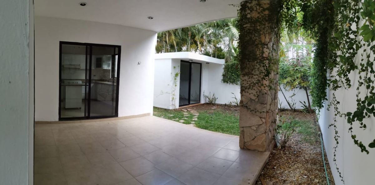 Casa en condominio en Cocoyoles, Mérida, foto 9 de 36