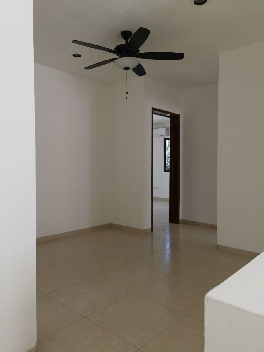 Casa en condominio en Cocoyoles, Mérida, foto 14 de 36