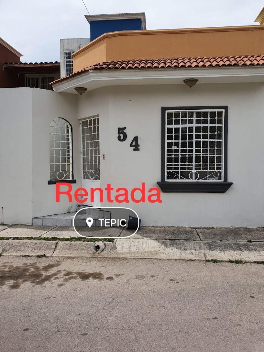 CASA EN RENTA O VENTA EN VALLE REAL (PJ)