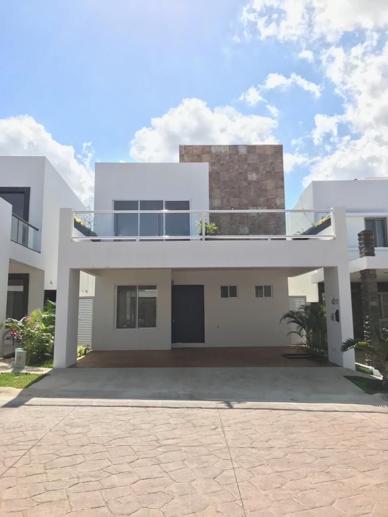 Casa para estrenar en Residencial Cumbres, Cancún
