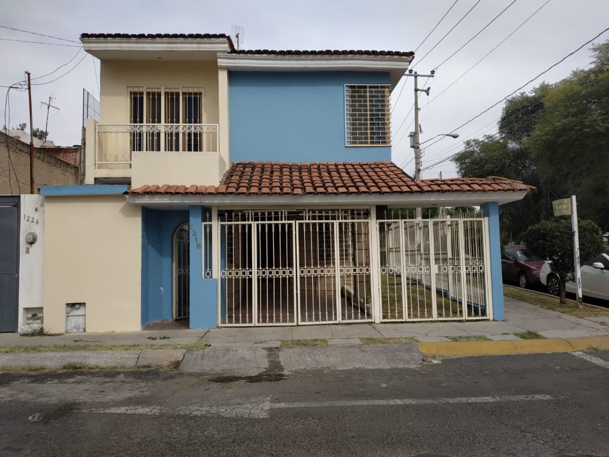 Casa en Venta en Mirador de San Isidro, Zapopan, | EasyBroker
