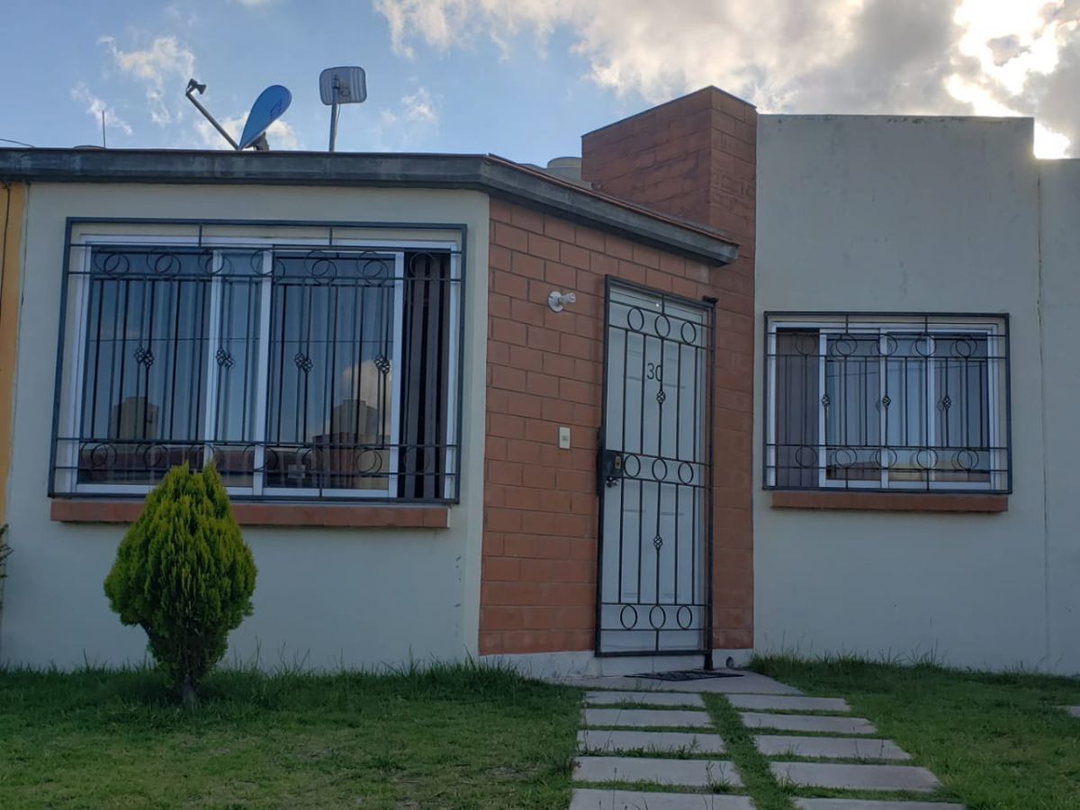 CASA EN TULANCINGO, FRACC. VISTA REAL | EasyBroker