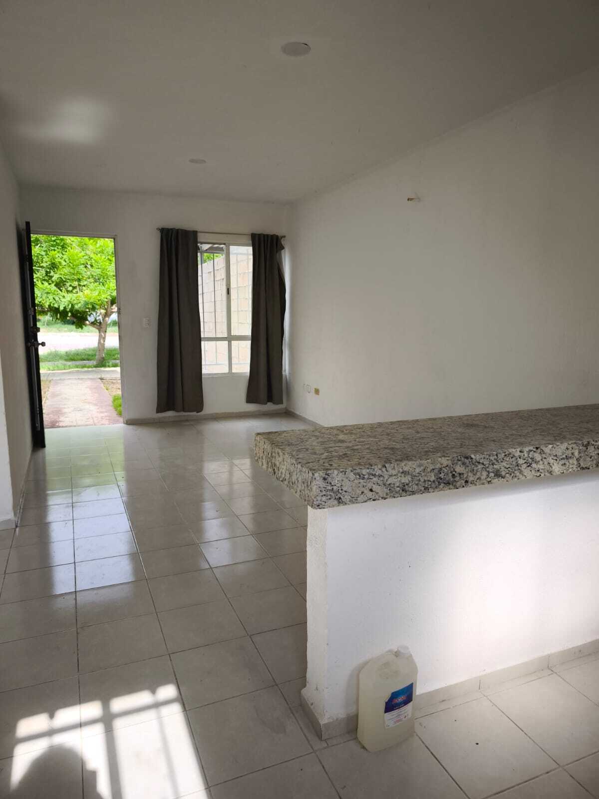 4 of 13: sala-comedor