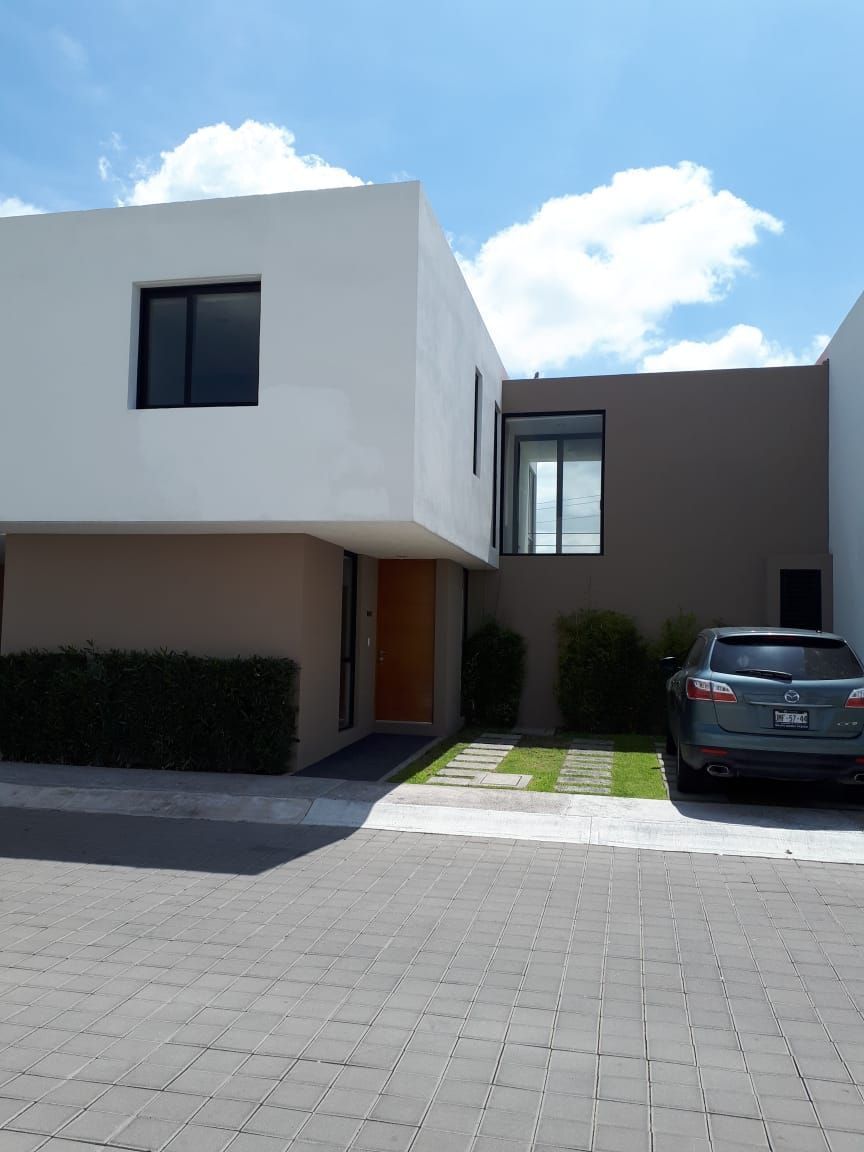 CASA EN VENTA CUMBRES DEL LAGO JURIQUILLA QUERETARO | EasyBroker