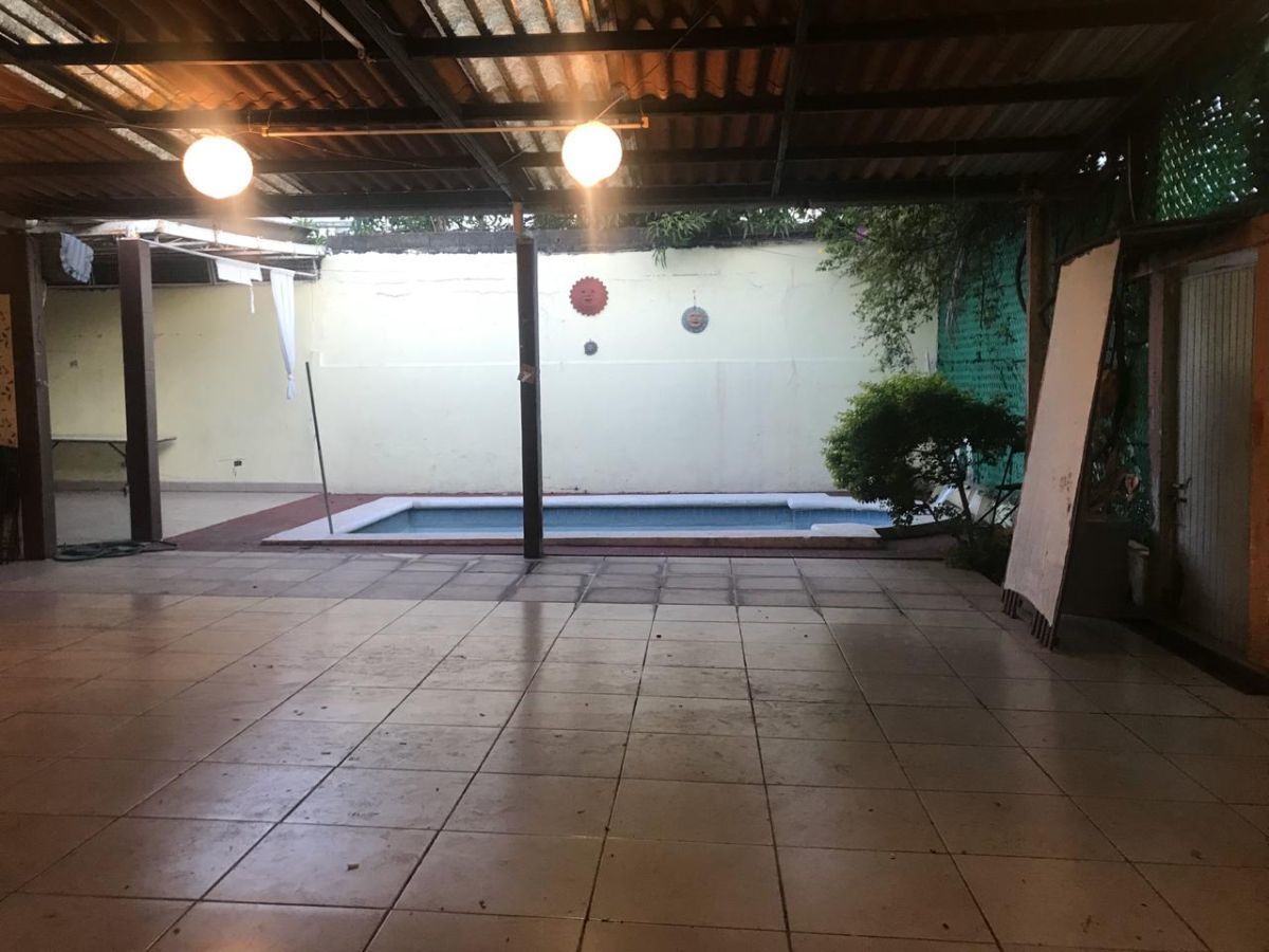 3 de 6