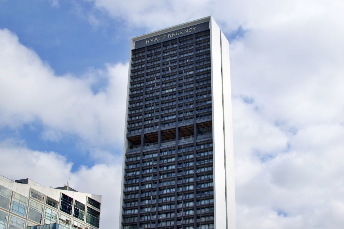 3 de 42