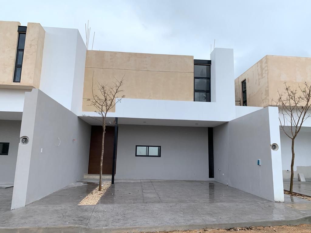 1 de 14: FACHADA