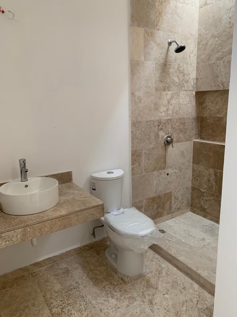 11 de 14: baños en marmol