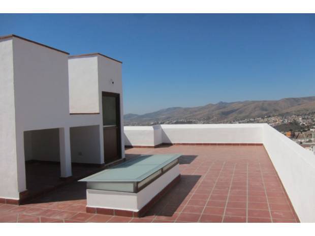 AllProperty - Casa en Guanajuato Capital, con crédito ISSEG  y bancario, con hermosa vista.