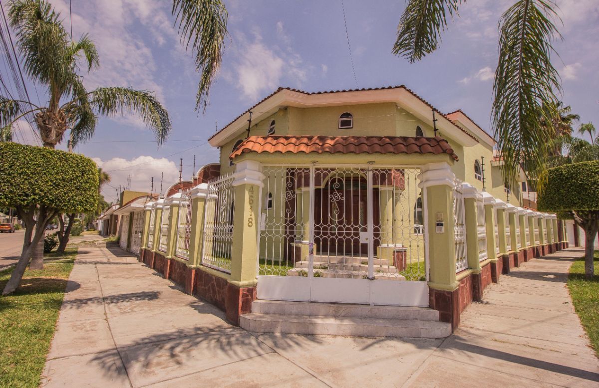 Casa en Venta en Lomas del Seminario, Zapopan, Jal. | EasyBroker