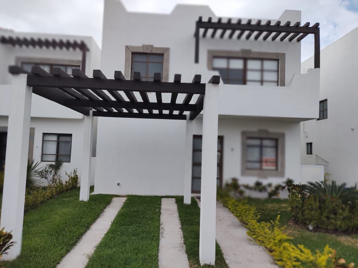 Casa CON ALBERCA en renta en Residencial Tabachines II. NUEVO VERACRUZ |  EasyBroker