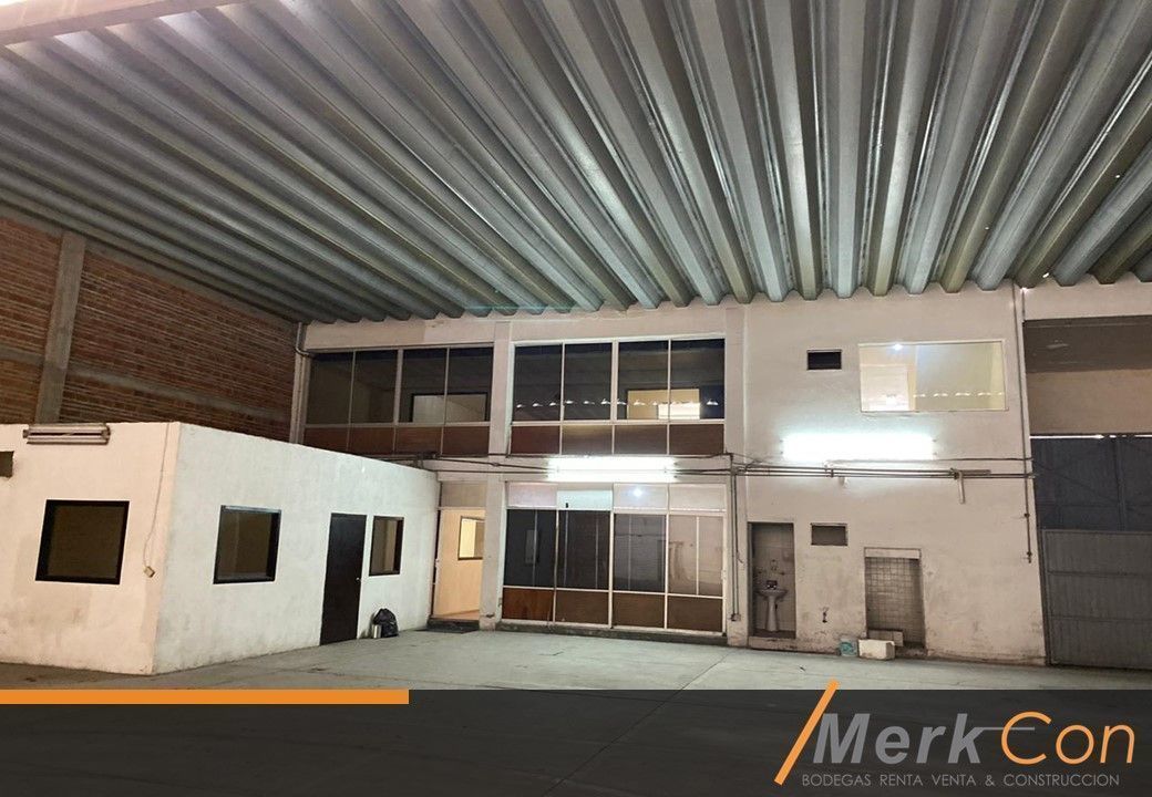 Industrial Warehouse in La Aurora, Guadalajara, photo 2 of 6