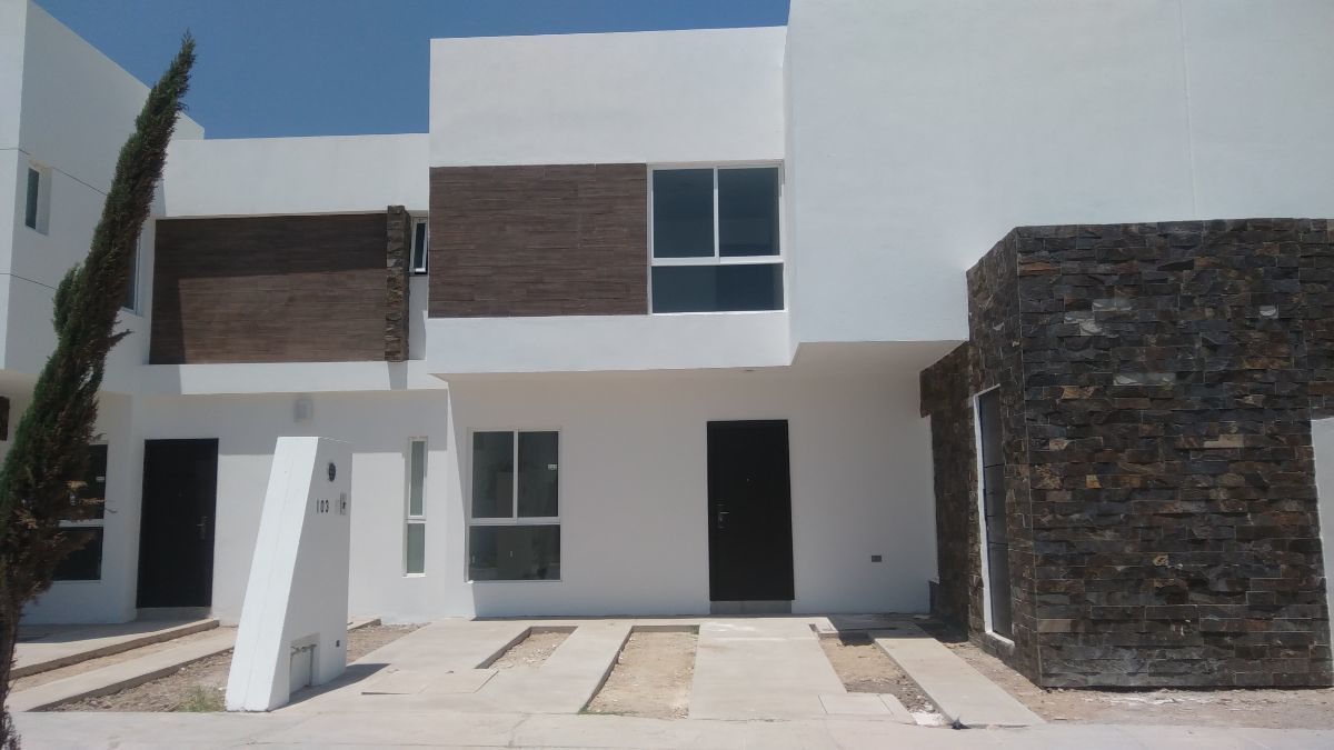 CASA NUEVA VENTA PONIENTE AGUASCALIENTES DESIERTO DE LOS LEONES | EasyBroker