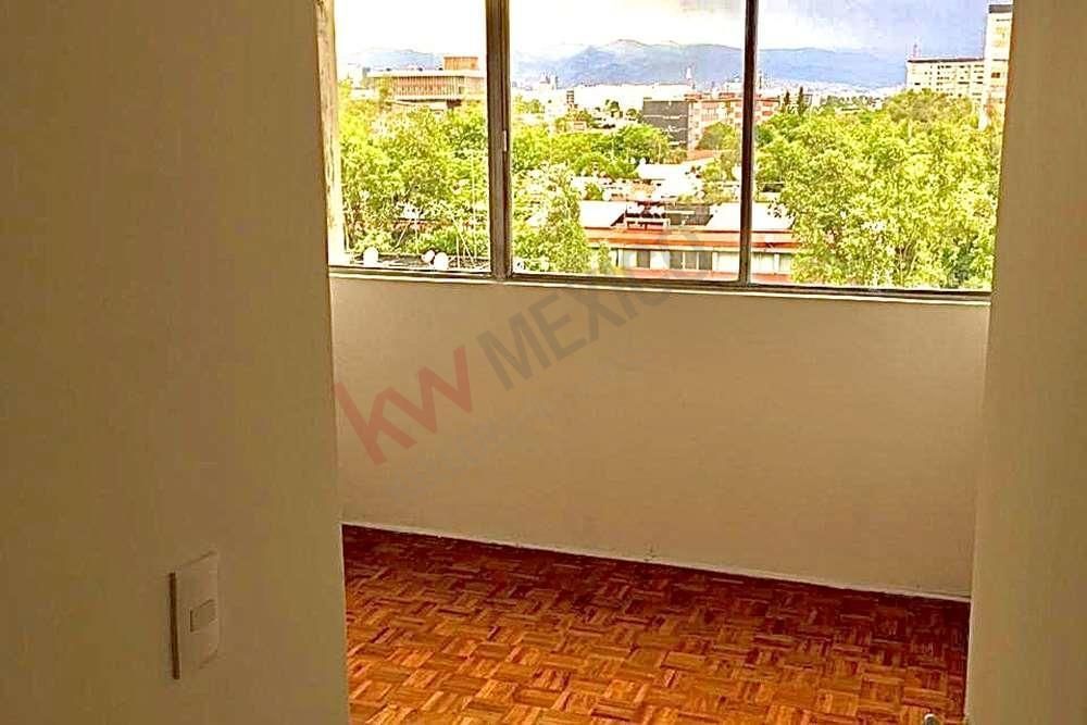 3 de 12: Habitación Principal