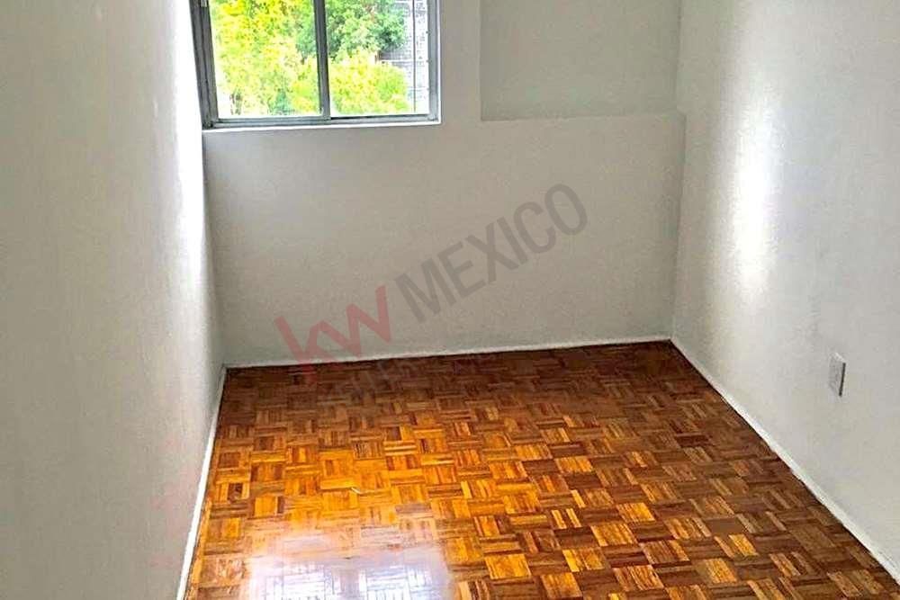 6 de 12: Habitación 2
