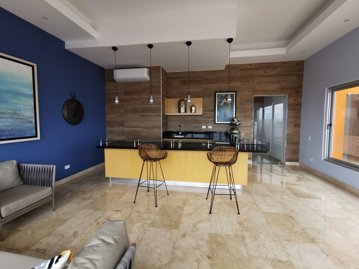 6 de 23: Bar en area social