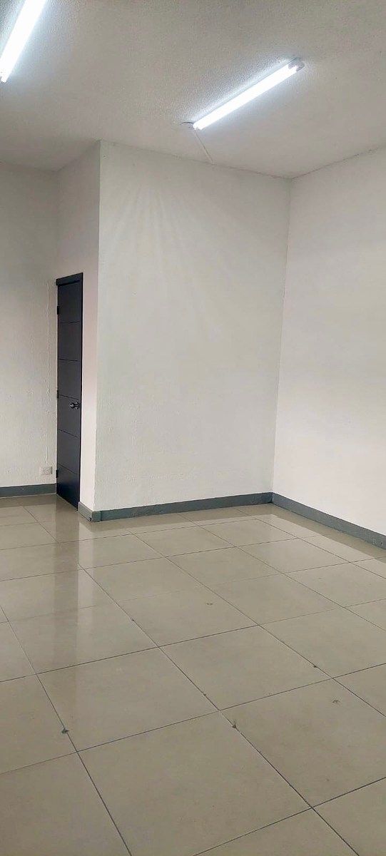 Local sobre 7 avenida