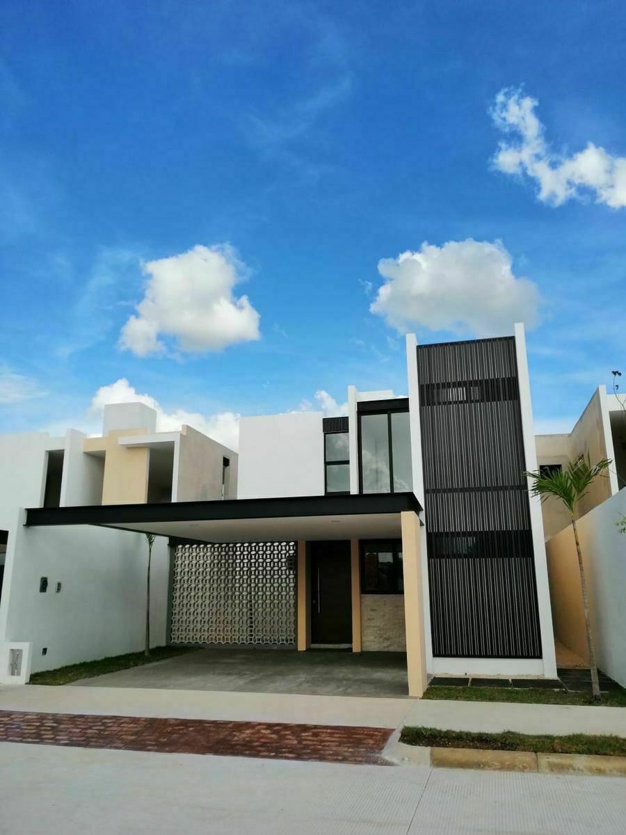 VENTA CASA MODELO C PRIVADA YA'AX-BEH ZONA NORTE DE MÉRIDA