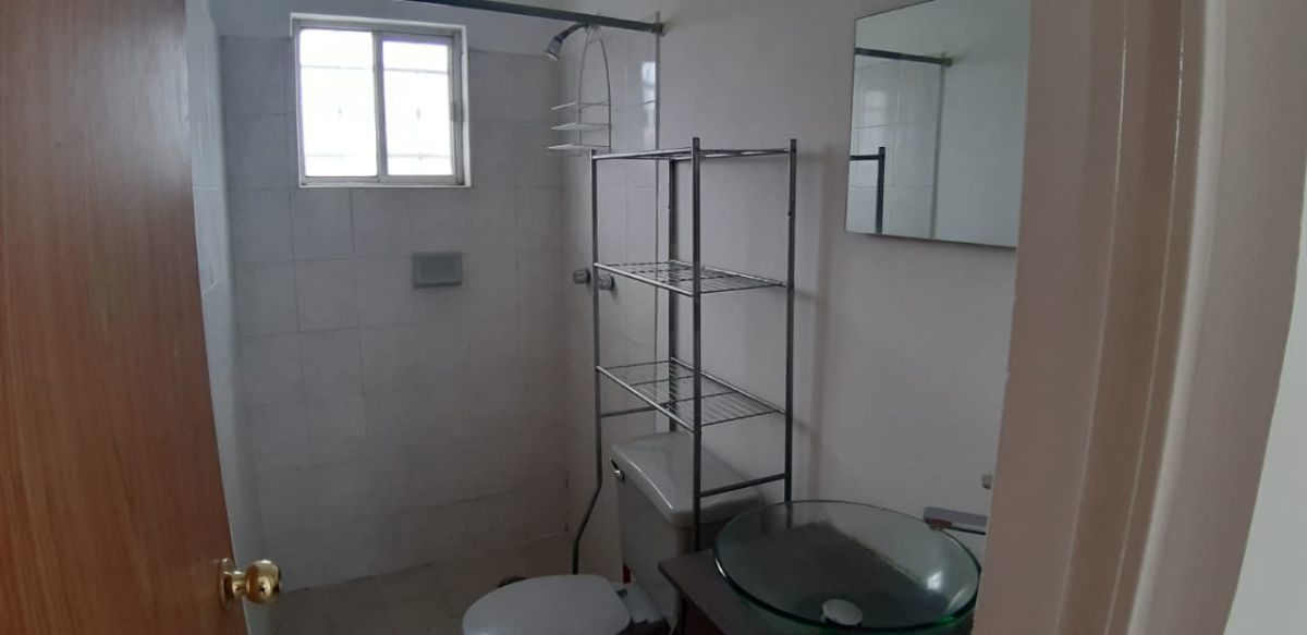 11 de 17: BAÑO COMPLETO