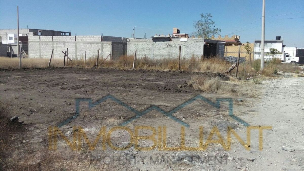 DOS TERRENOS, SE VENDEN JUNTOS O SEPARADOS EN CORREGIDORA QUERETARO, foto 1 de 3
