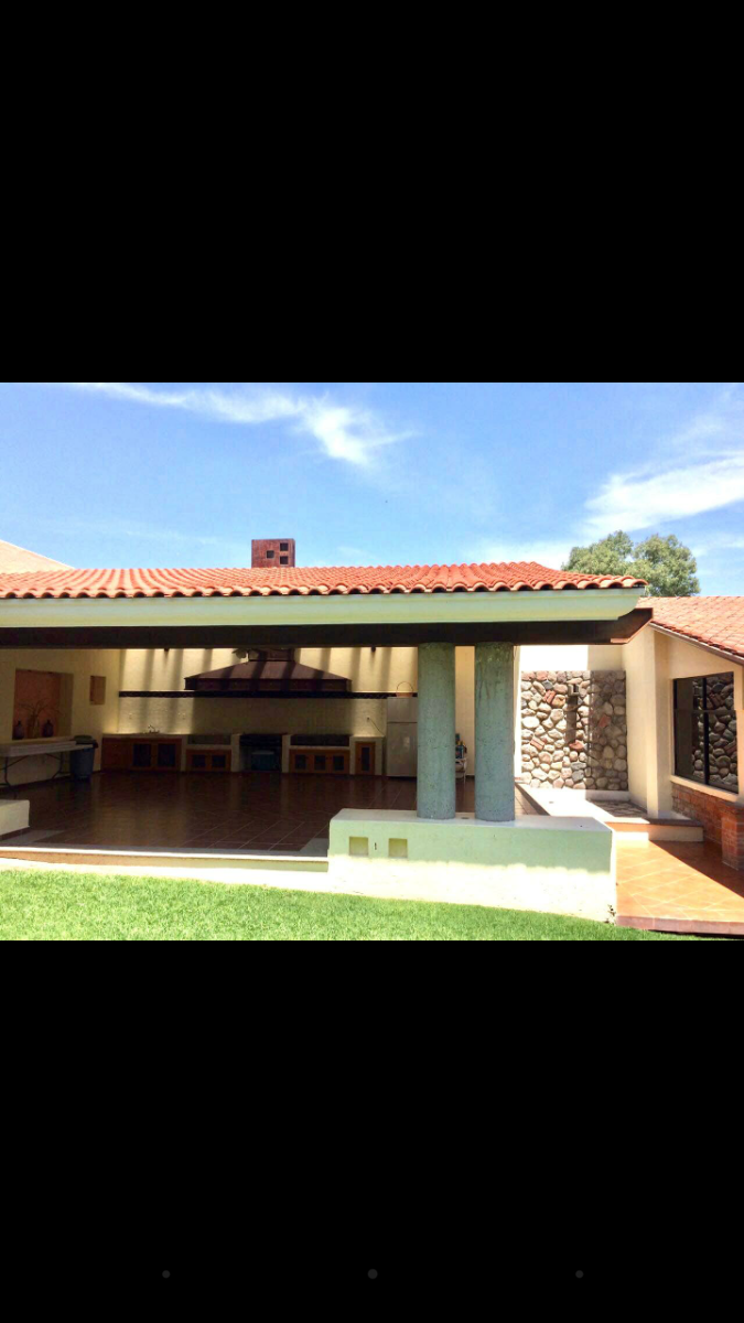 Casa En Lomas De Comanjilla Guanajuato, 0 M², $ - Allproperty