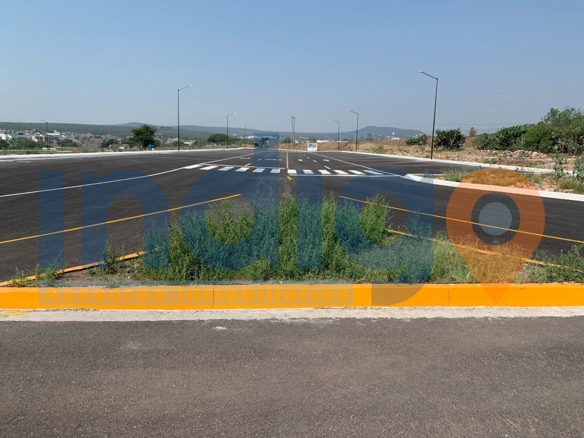 3 de 12: Vialidades