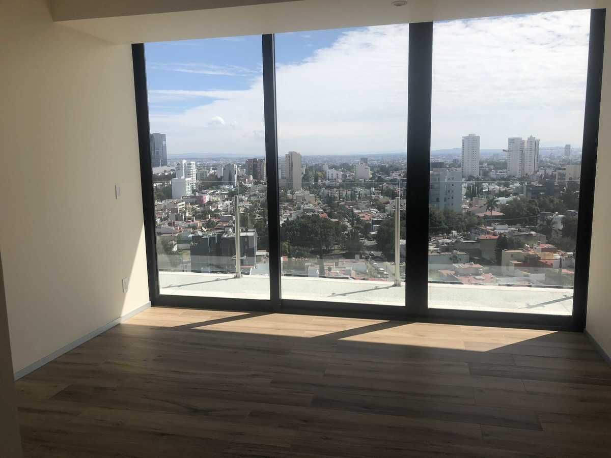 7 de 15
