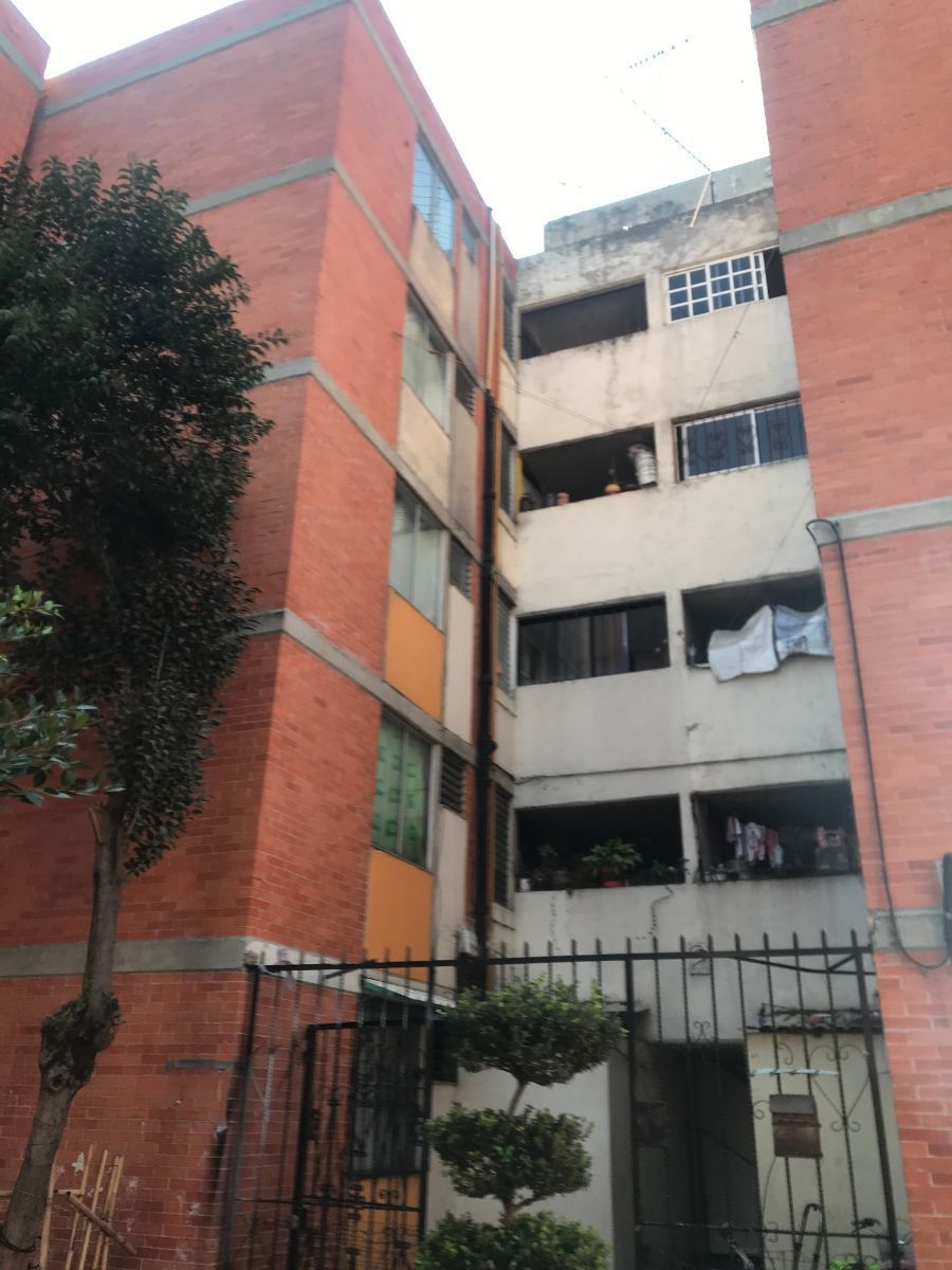 1 de 16
