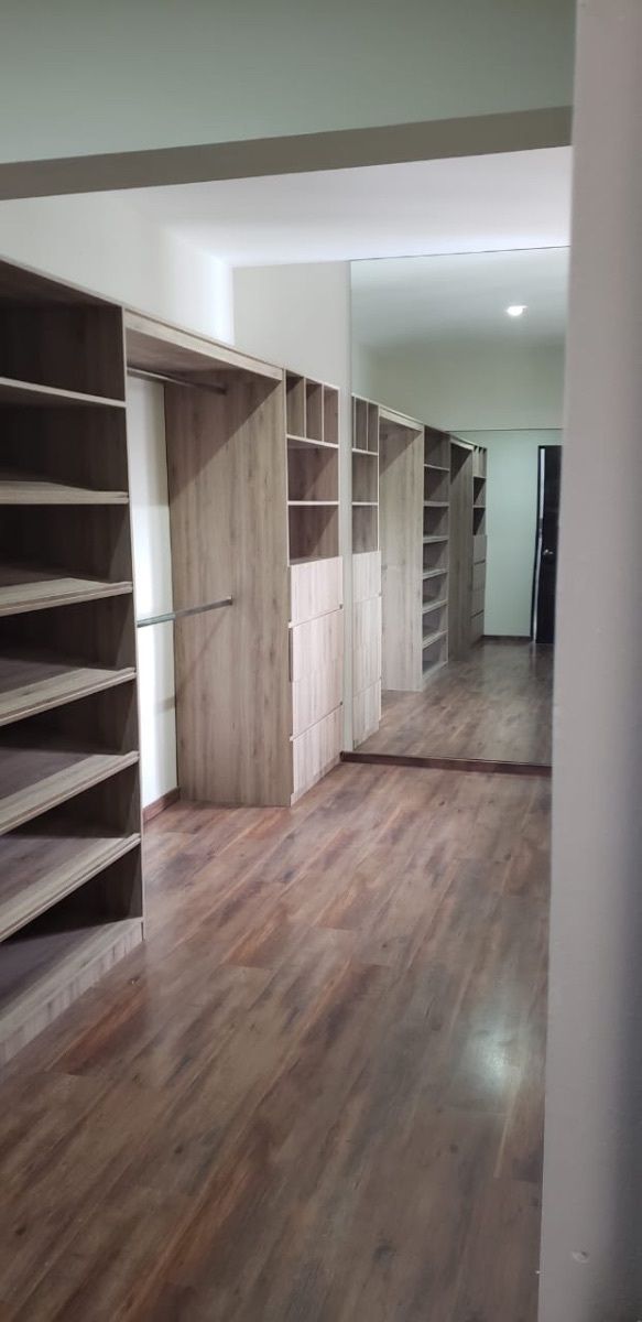 walk in closet ,recamara secundaria