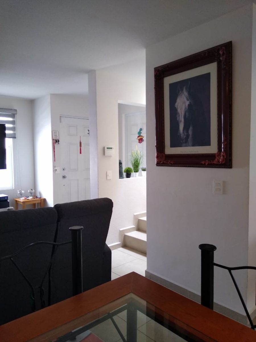 3 de 9: Escaleras para 2 piso

