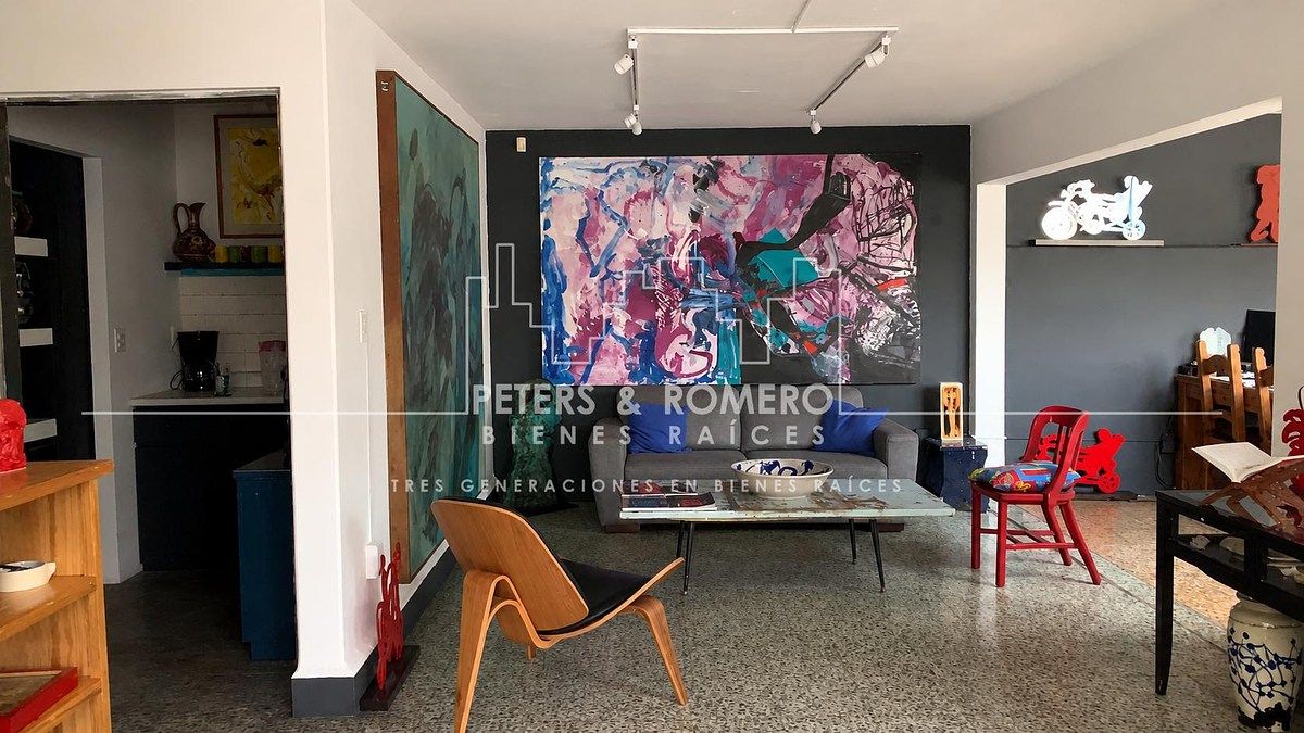 Casa con Muchísimo Potencial