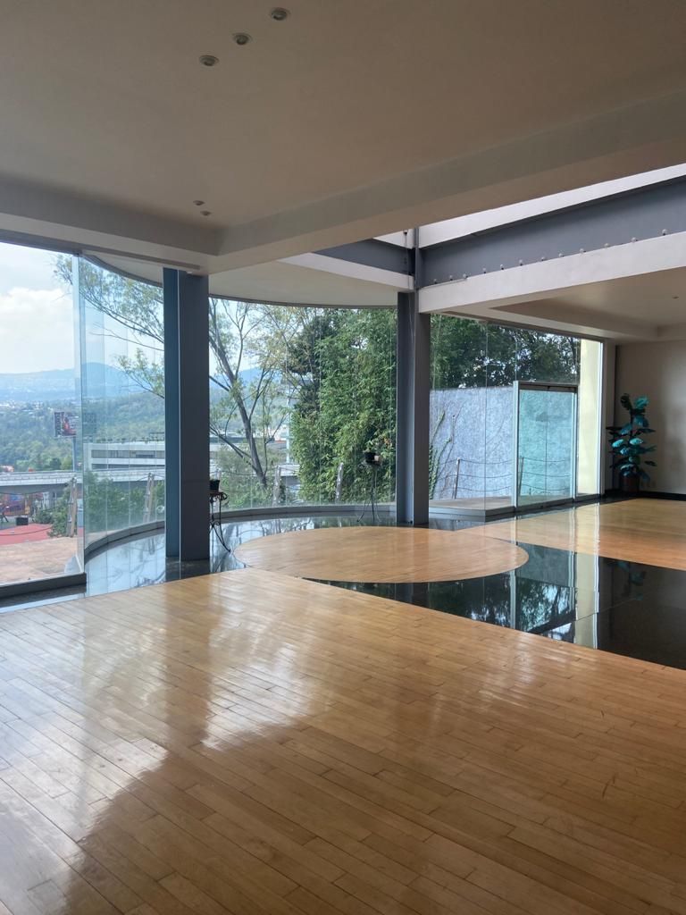 4 de 23: SALA Y COMEDOR