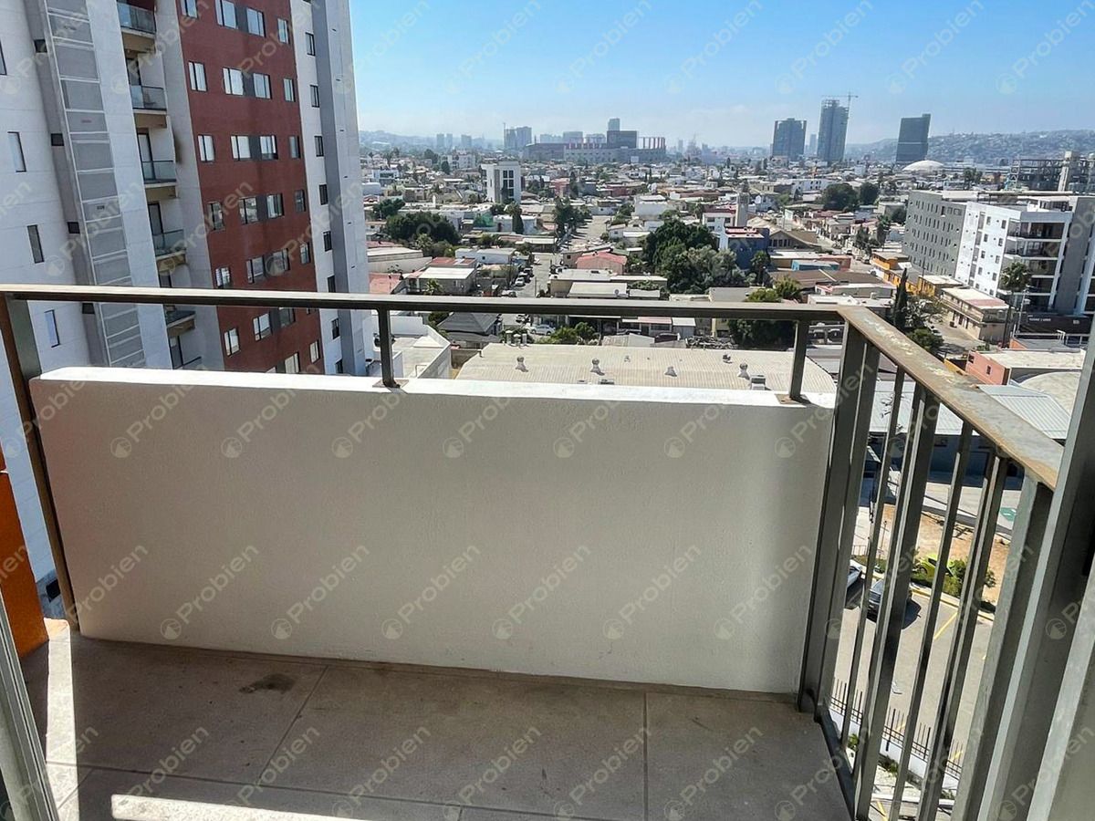 3 de 8