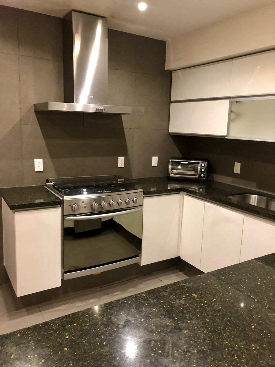 9 de 12: COCINA QUARZO