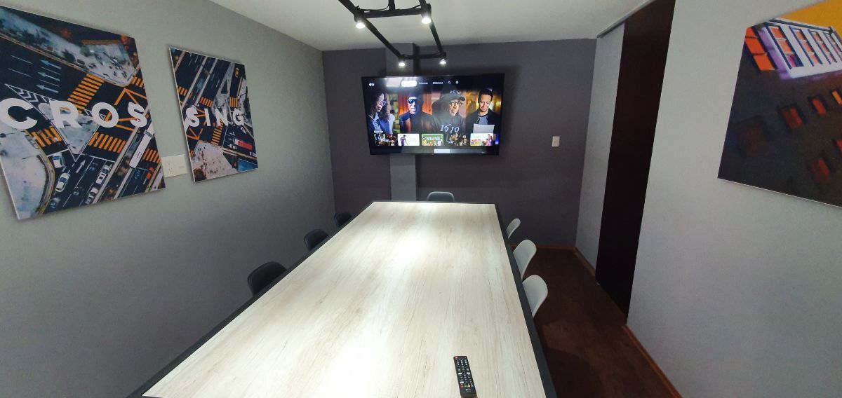 11 de 13: sala de juntas