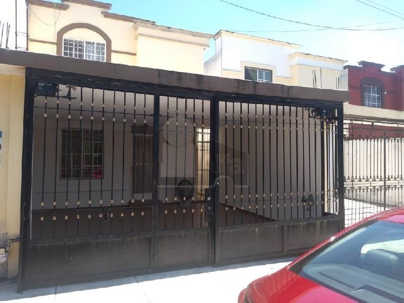 casa sola en sierra morena $1,200,