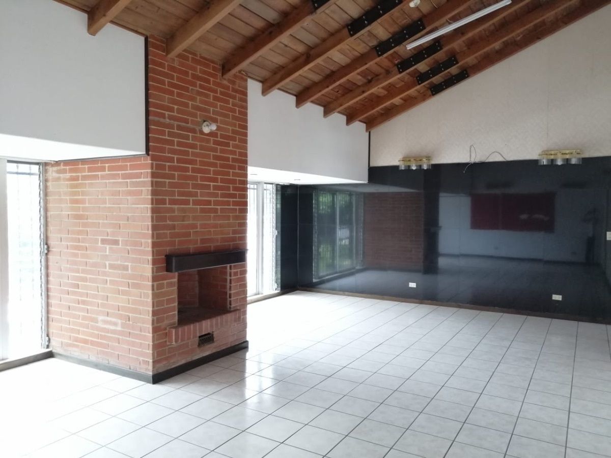 2 casas en renta para negocio, zona 14 | EasyBroker