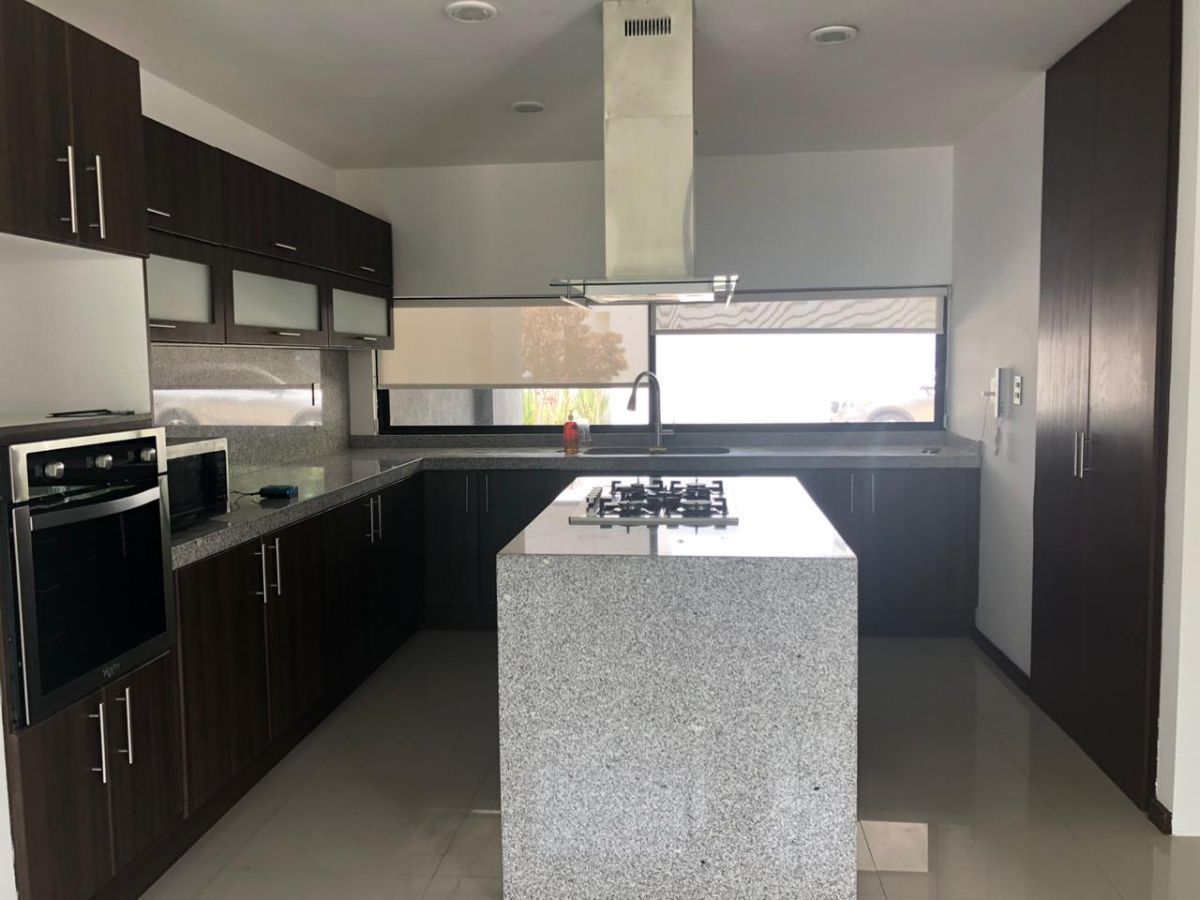 Casa en condominio en Lomas de Angelópolis II, San Andrés Cholula, foto 4 de 26