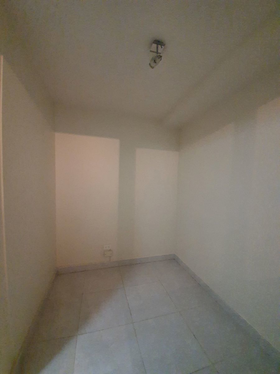 25 de 28