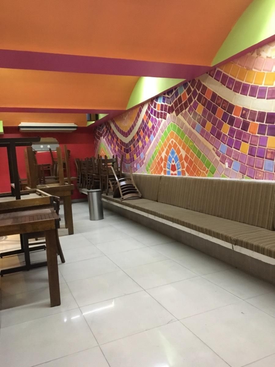 4 de 12