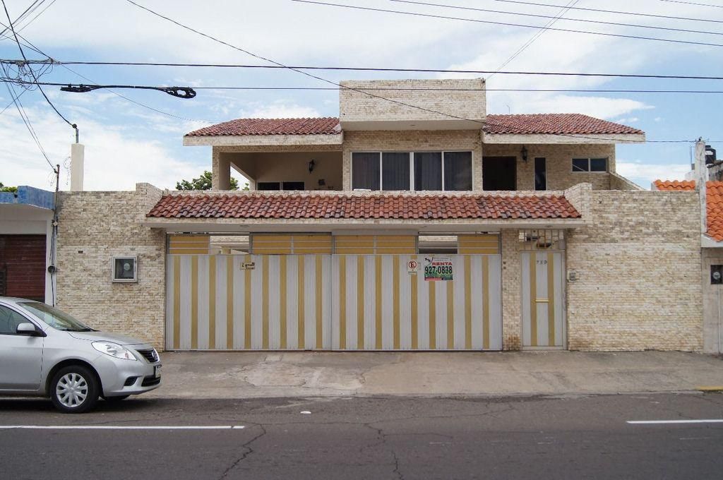 Casa de 600 m2 en venta en Veracruz, CERCA DE BOLIVAR. IDEAL PARA ESCUELA.