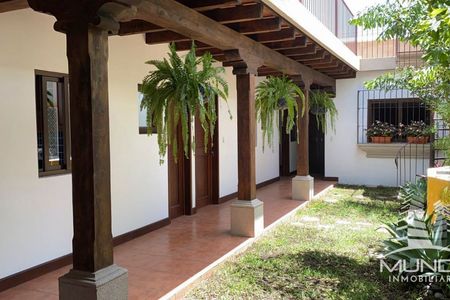 CASA EN VENTA EN ANTIGUA GUATEMALA, SAN PEDRO LAS HUERTAS | EasyBroker