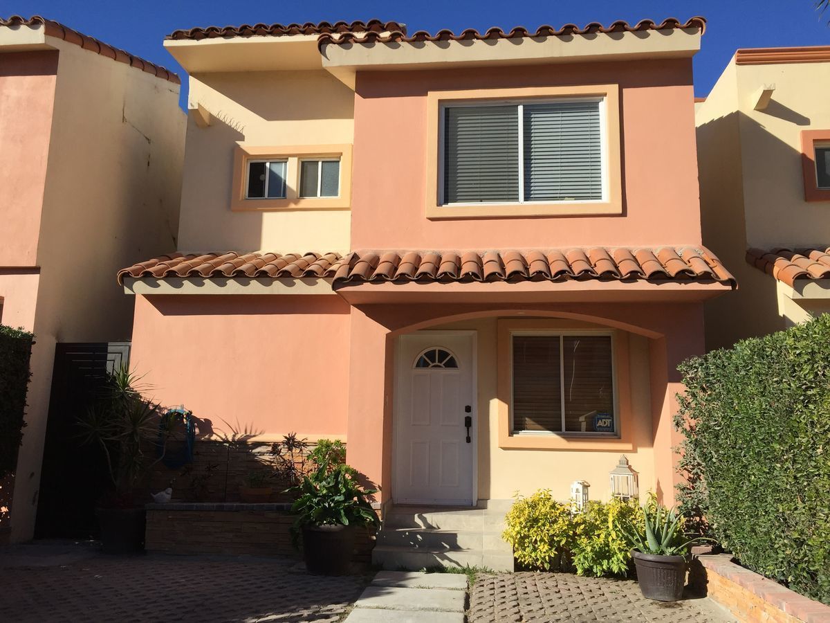 1 de 13: Fachada Casa
