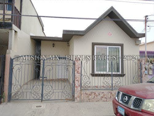 Casa céntrica CERCA DE LA PLAYA, Fracc Punta Banda